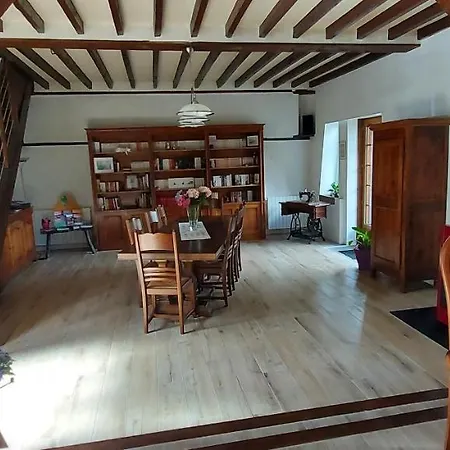 Au Relais De Chaussy Chaussy (Ile de France)