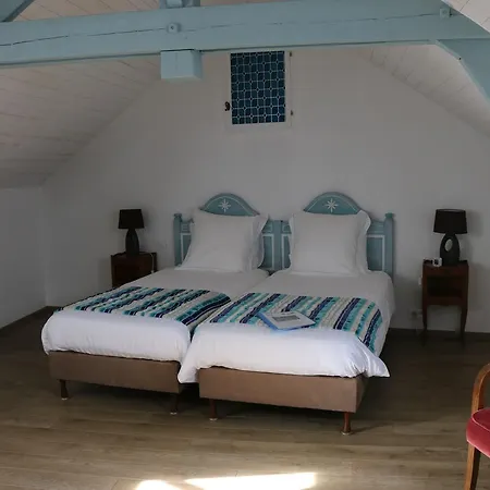 Au Relais De