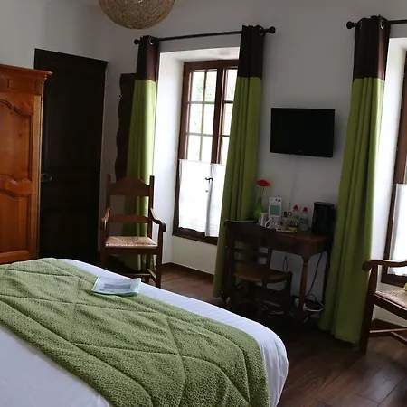 Couette-café Au Relais De Chaussy (Ile de France)